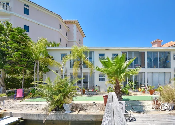 Apartment Bay Watch #6 - Weekly *